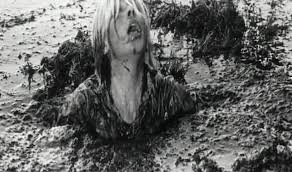 Я не киновед, но по моему это самая страшная сцена в советском кино. Ну, может быть, ещё "Иди и смотри".