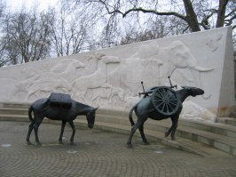 Мемориал "Животные на войне" в Лондоне