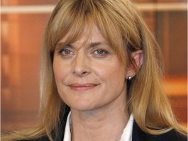 В 18-ть мы все торт. В 30-ть уже далеко не все, в 40 редко кто неплохо, что уж говорить про дальше.
Но в Голливуде свои законы и звезды пьют эликсир Макрополуса.