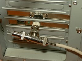 Чёт вспомнилось как обжимали BNC: терминаторы, т-коннекторы, километр кабеля, коллизии и вечные 10 МБИТ в идеальном варианте. Не далее чем 19 лет назад...... в 1997 годе.