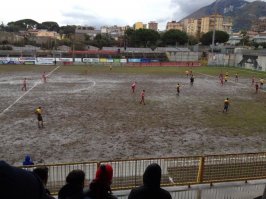 Матч женатых с холостяками сразу вспомнился из Фантоцци