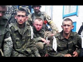 предпоследняя фотка вообще зря тут, так же и ополченцы сдавались украм. только те дебильных парадов не проводили.