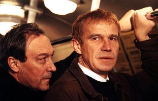 фильм "любовник" 2002 год... сильный фильм...