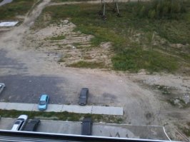 Нормально паркуются. Бывает интерееснее.