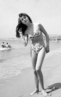 Молоденькая Бриджит Бардо 1953