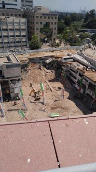 в тель авиве. только там крана не было. построили хреново- вот и рухнула.