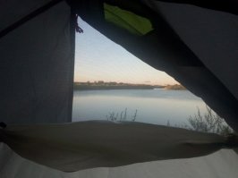 река Ока))пл. 107 км по Тульскому направлению. Наш вид из палатки.