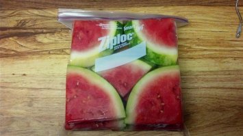 А семечки несимметричные!