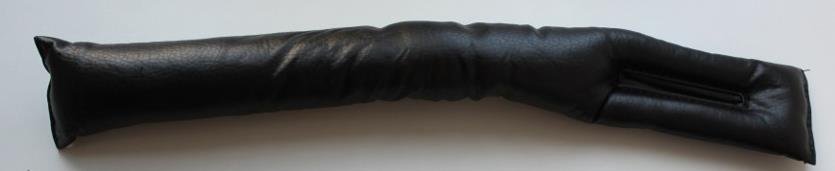 Вот прокладка кожаная между сидениями с Алиэкспресс, 2 штуки в комплекте. Цена вопроса (правда в прошлом году) - 400 рублей.