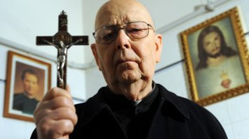 Стиль танца "Одинокая барышня на корпоративе"