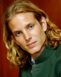 У Андреа Казираги внешность колоритная, ИМХО.