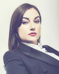 Вот эту знаю. А кто эти все остальные люди ?