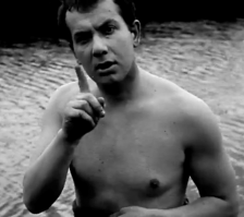 Назовите пожалуйста имя этого мегапопулярного артиста.
Его знают даже школьники.