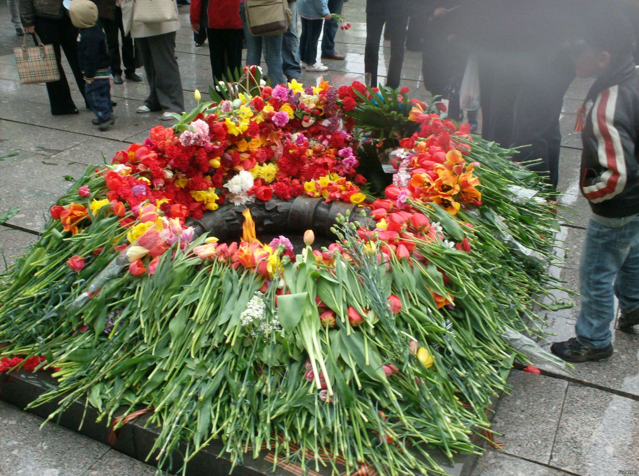 9-ое мая на Антокольском кладбище в Вильнюсе.