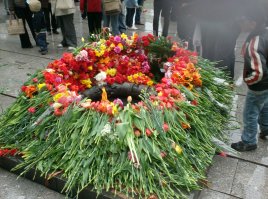 9-ое мая на Антокольском кладбище в Вильнюсе.