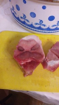 Они неживые, и они смотрят на тебя!