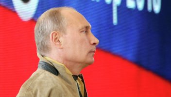 Просто очень удачный фотошоп)