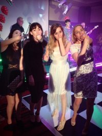 Они ж по локоть его того самого ... А тут чуть что гланды, гланды ... В общем я в шоке.