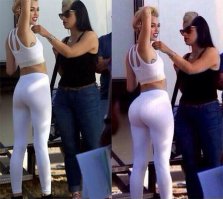 Жопа, жопа! Сиськи где?