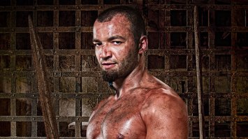 Вот ещё,Ашур.Очень мерзкий тип.