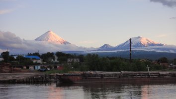Камчатка. Ключевская сопка и Толбачек (кажется). все фото делал сам