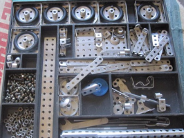 Одна из любимых игрушек моего детства.