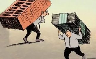 Лохотрон-то в чем? Это простая схема бизнеса как такового. Любой директор, топ-менеджер, хозяин и пр. получает намного, в разы, больше, чем его подчиненные. Но именно подчиненные, низовая часть пирамиды, и делают всю прибыль. Рабочие пчелки.
Кому не нравится такой расклад - открывают свой бизнес. Увы.