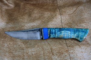 немного удивляет что фактически нет ножей с рукоятками из стабилизированного дерева, а постят какую то неюзабельныю хрень. фотки с форумов или ножевых тем ФБ. так что надеюсь что авторы не обидятся.