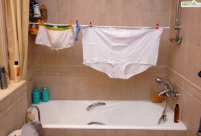 Сотни россиян показали свои трусы: акция против ЦБ набирает обороты