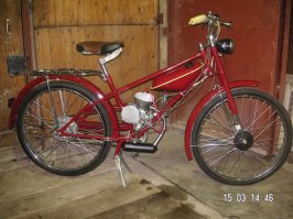 У меня сначала ЗИФ-77 был, потом Верховина, а потом Минск ... я и старшему сыну (14 лет) купил мопед ЗИД Пилот, чтоб к технике привыкал и за компом сутками не просиживал.