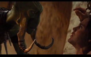 Теперь я поняла, с кого сняли Солу, дочь Тарса Таркаса из "Джон Картер".
Бивни точно мурсивские ))).