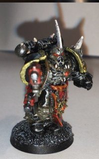 да уж, когда от жизни пригорает, то обязательно надо какое-то хобби. Я вот руку набиваю на космодесанте хаоса из Вархаммер 40 000.