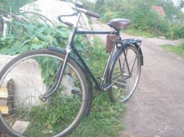 "ЗИС" Не убиваемый велик, до сих пор где-то в сарае валяется.