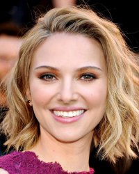 Как бы выглядели звёзды Голливуда, если бы их лица были симметричными