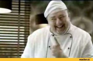 «Дэниел аккуратист. Очень хорошо учится, добился отличия в своем колледже и теперь подыскивает себе престижный университет. А Джеймс рубаха-парень. Очень эмоциональный, совершенно не воспринимает учебу. Ему бы только на байке покататься.»

И кто же из двух черный...