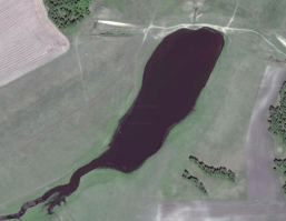 Похоже это Нижнее озеро Вытекло через Дренажную Трубу !