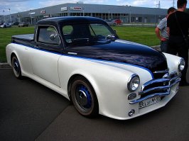 была еще хохляцкая реплика. Но мне, если честно, больше нра та, что в сабже)