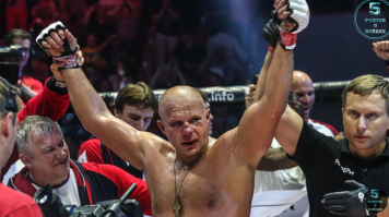 Я вот чо думаю? А нафига все это? Два человека гробят свою жизнь, ради чего? Можно же просто дуриком прикинуться, получить свой лям, и поехать отдыхать