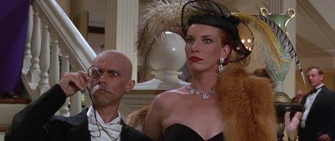 Сразу вспомнился Эйс Вентура 2: