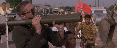 хороший есть фильм на эту тему:как можно довести человека-"С меня хватит"