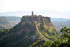 в Италии таких городков и не сосчитать!