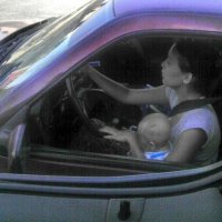 А вот теперь представьте, что Махмуд скутарист везет пиццу заказчику и слегка задевает бампер машины... и... срабатывает подушка безопасности водителя...