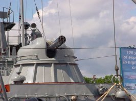 "орудие Гатлинга, подобно другим многоствольным системам, постепенно вышло из употребления." -да правда что ли?
