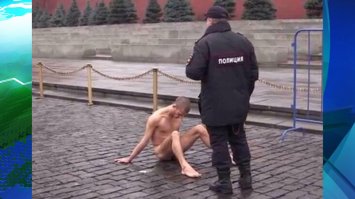 Где же сейчас наша вопящая либерастня с их слюнями о правах человека на самовыражение??? Это же была "высокохудожественная акция против всех войн" Где зап. звезды с надписями на майках А прямые эфиры ,протестные акции  ??? Двуличные в.ы.б.л.я.д.к.и!!!