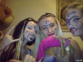 К Дню Победы приготовились? Суки. Сколько же дебилов на свете?