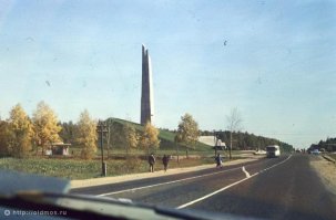 74 год. В 79 я там в Почетном карауле Пионерской дружины стоял.
Кстати, в настоящее время памятник, наконец, на реконструкции, а то с годами трескаться начал.