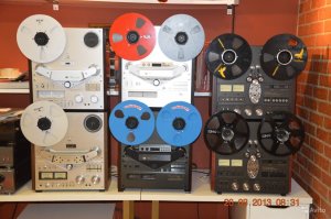 У магнитофона НОТА конечно наступил закат , а вот у AKAI & TECHNICS всё только начинается....такие аппараты, в прошлое не уйдут никогда....