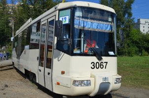 "Белкомунмаш".Не возгорается,водителей не выбрасывает,от "самостоятельных" действий застрахован блокировкой.