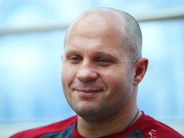 Пост поклонения Брюсу Ли