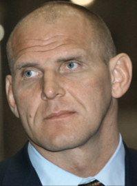 Ну это бред полный!!!! Я так понял, что, Александр Карелин, с его ушками, не мог стать чемпионом по борьбе? Потому что, у него ухи неполоманные? Идиотизм какой-то? Я думаю, ему было насрать про ухи, и он просто ни стал заморачиваться про ухи, - и стал чемпионом!!!